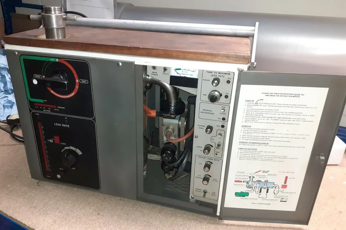 Helium Mass Spectrometer